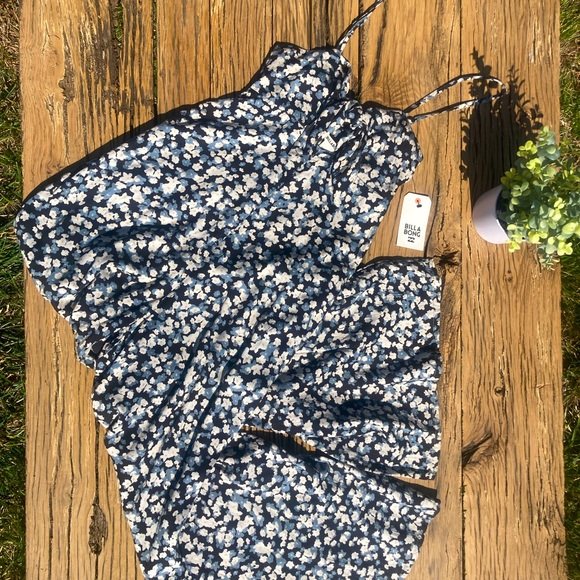 Billabong Floral Romper - Picture 2 of 7